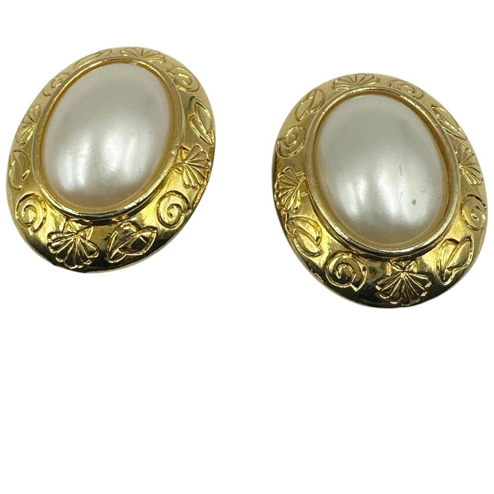 Liz Claiborne Clip On Earrings Vintage Gold Tone Faux Pearl Retro
